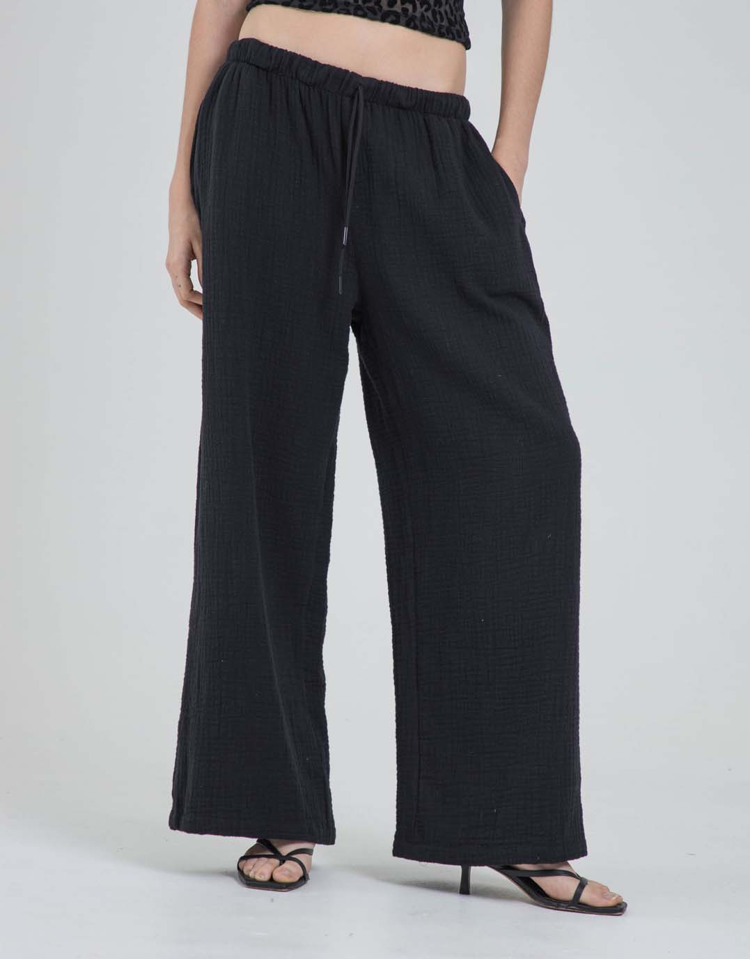 PEGASUS BLACK PANTS