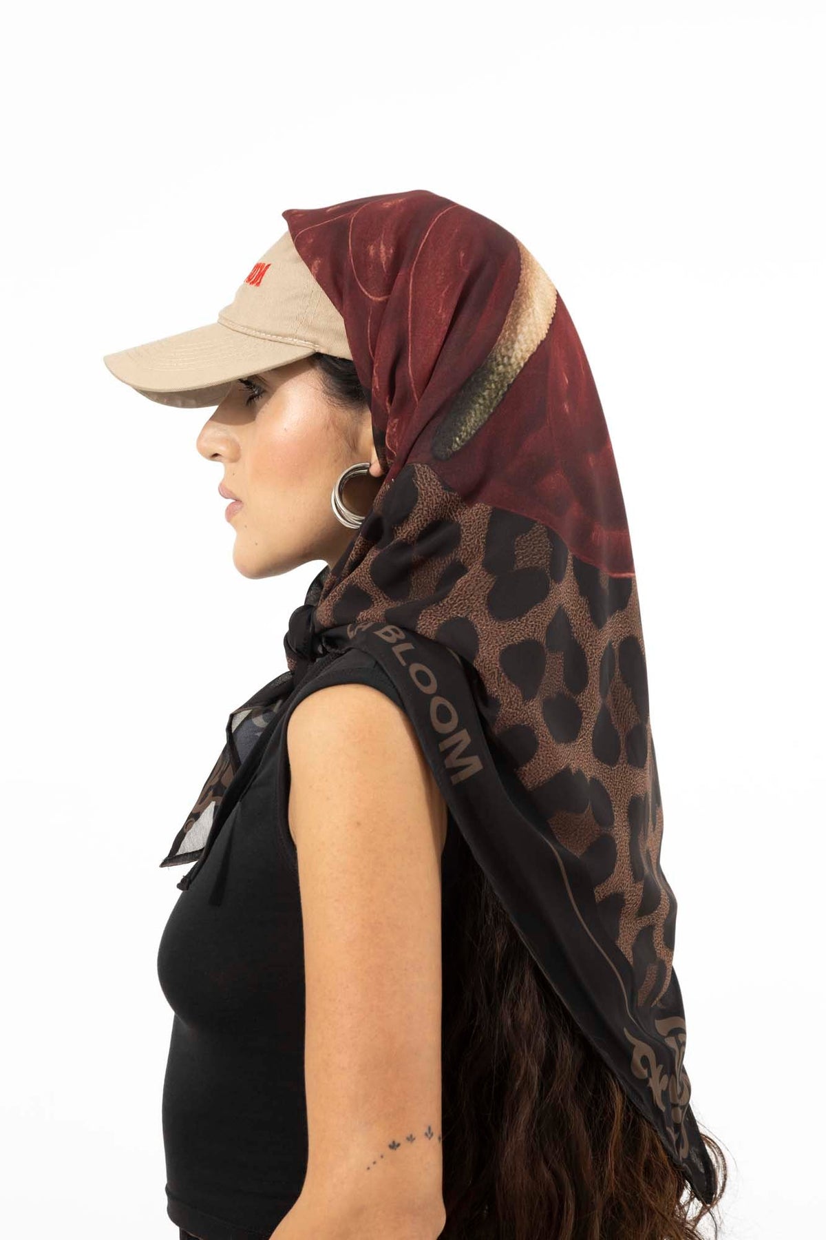 ANTURIO SCARF