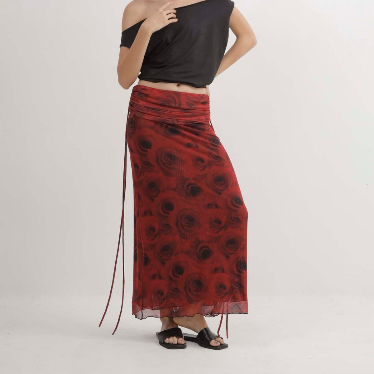 ROSE MESH SKIRT