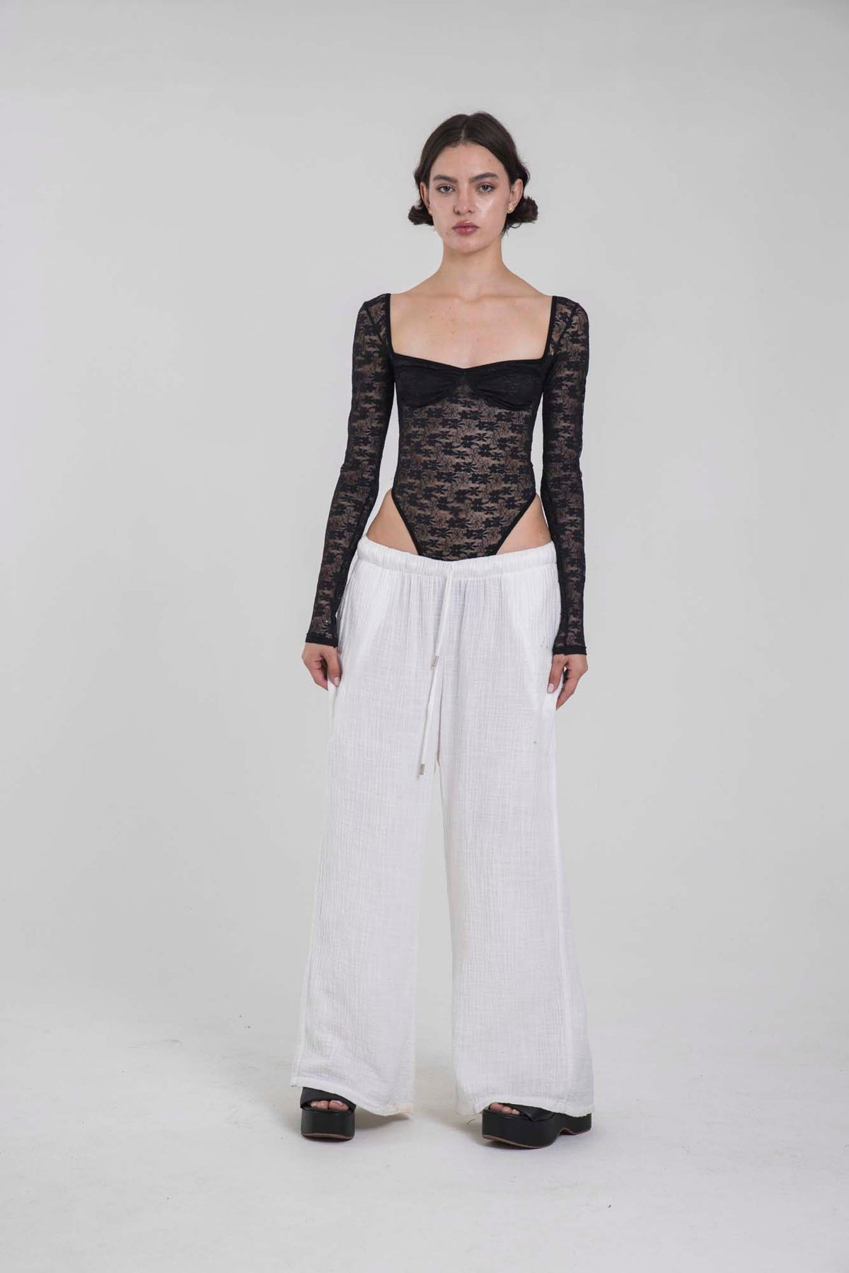 LACE BLACK BODYSUIT