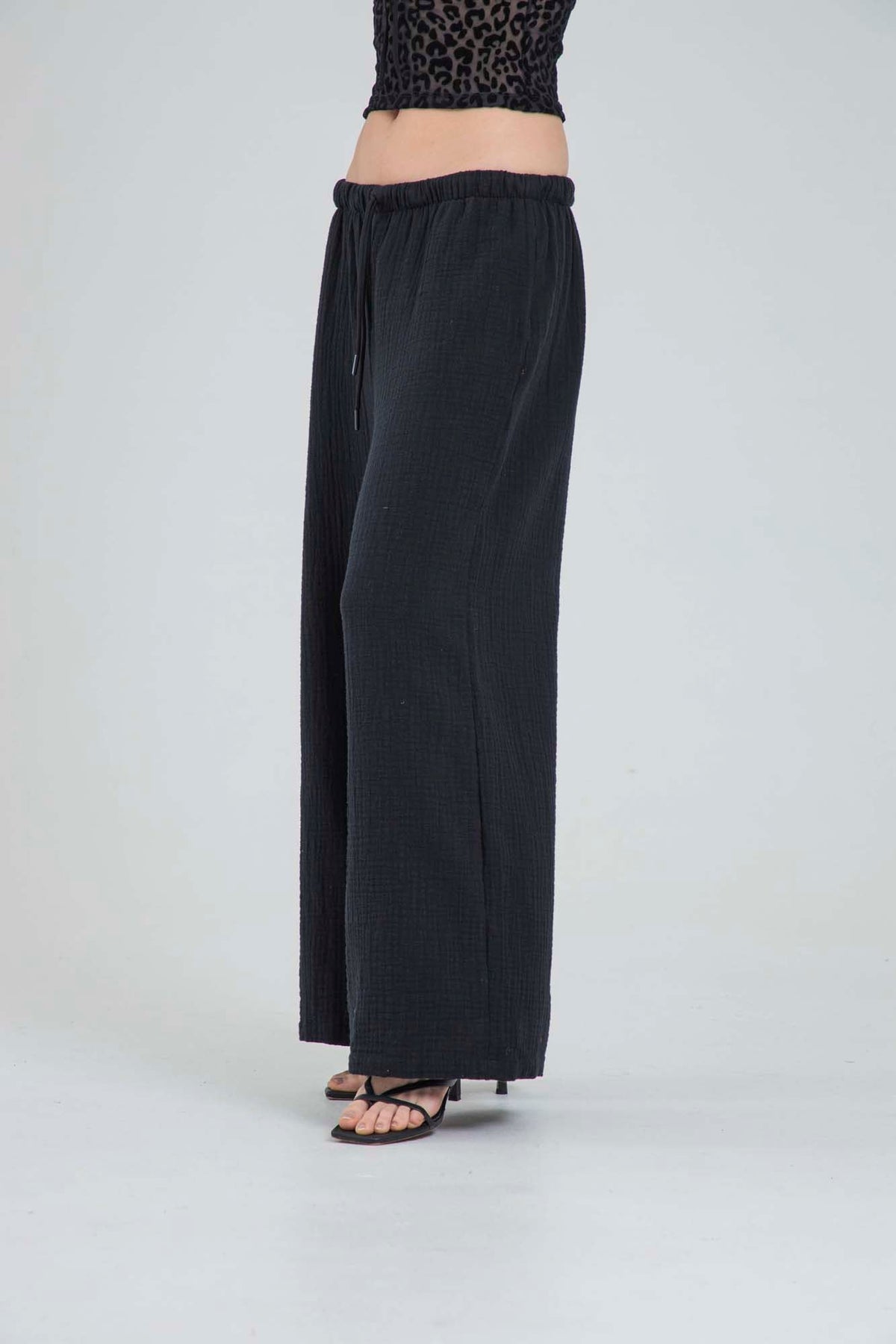 PEGASUS BLACK PANTS